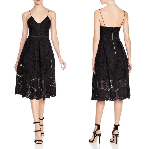 N Nicholas Dresses & Skirts - NWT N Nicholas Black Sunflower Lace Ball Tea Dress
